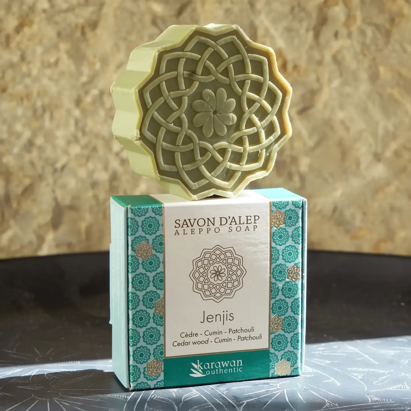 Karawan Authentic Aleppotvålar Jenjis med träig doft 100G
